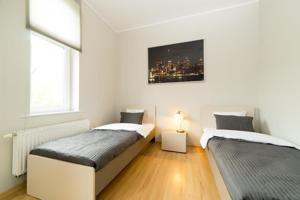 Апарт-отели 1 Night In Poznań - Matejki Apartments Познань-50