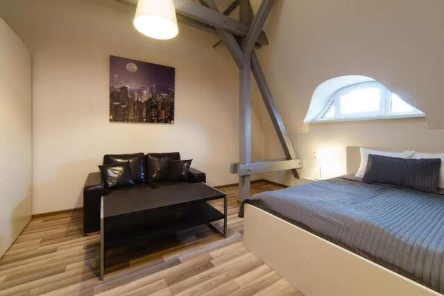 Апарт-отели 1 Night In Poznań - Matejki Apartments Познань-80